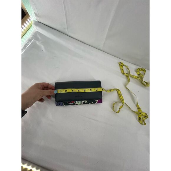 Vera Bradley Audrey RFID Wallet Falling Flowers Green Trifold Floral Women's - Picture 8 of 10